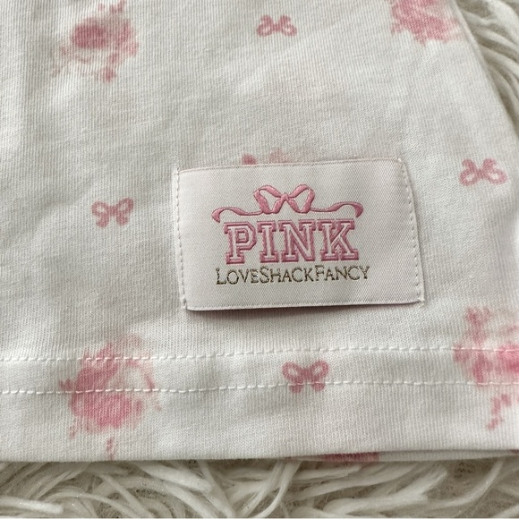 NWT 🌸PINK x LoveShackFancy🌸 Short Sleeve White Oversized Floral Tee Size S - Picture 12 of 13